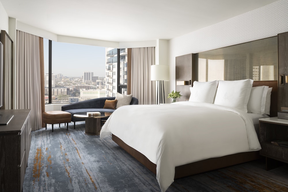 Four Seasons Hotel Houston - photo 25