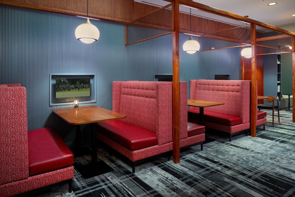 Courtyard by Marriott Washington DC Foggy Bottom - photo 3