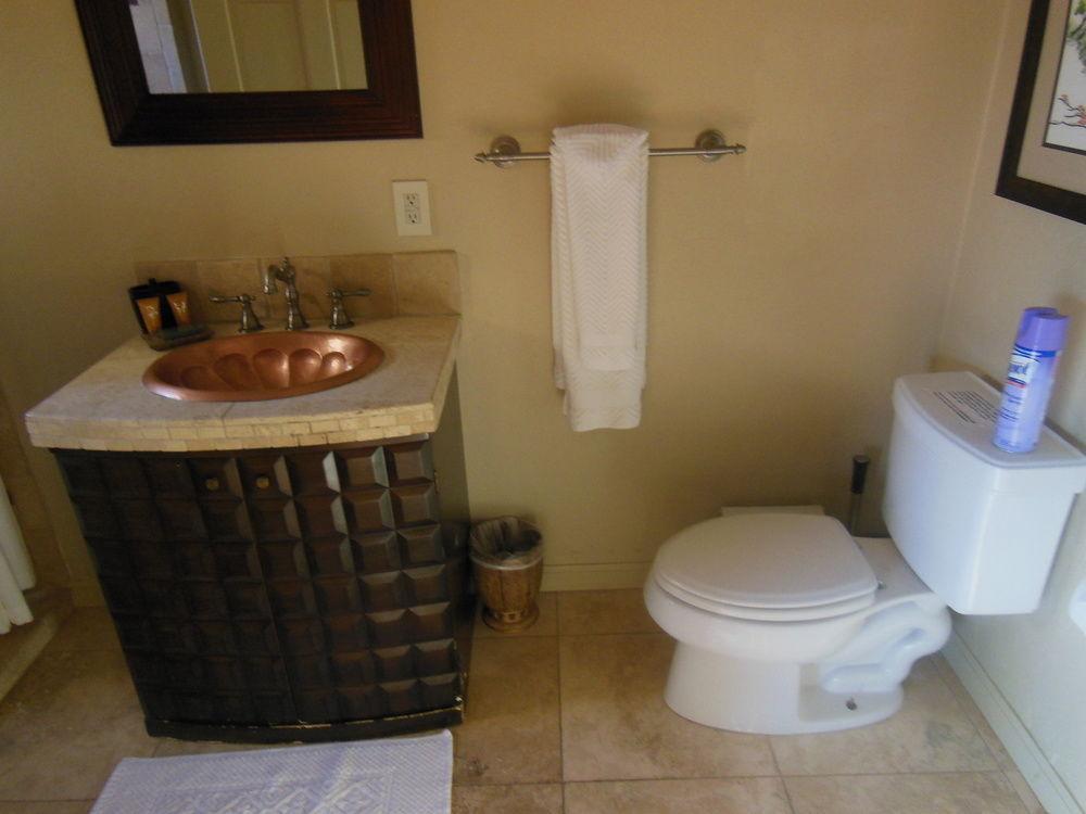 The SunCatcher Fine Country Inn - photo 16