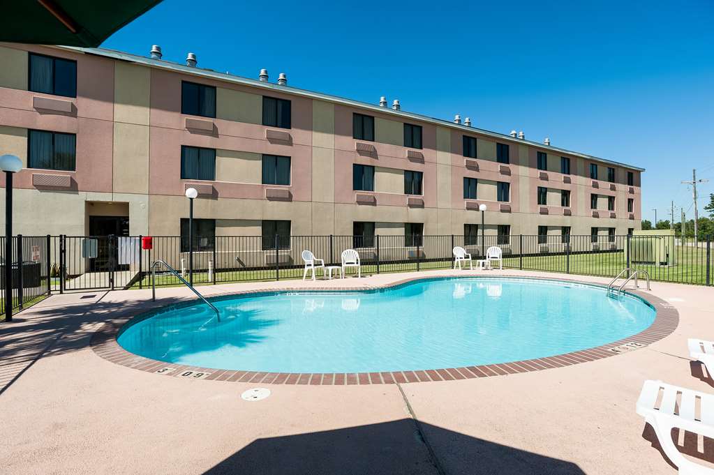 Quality Inn & Suites Lake Charles South - photo 31
