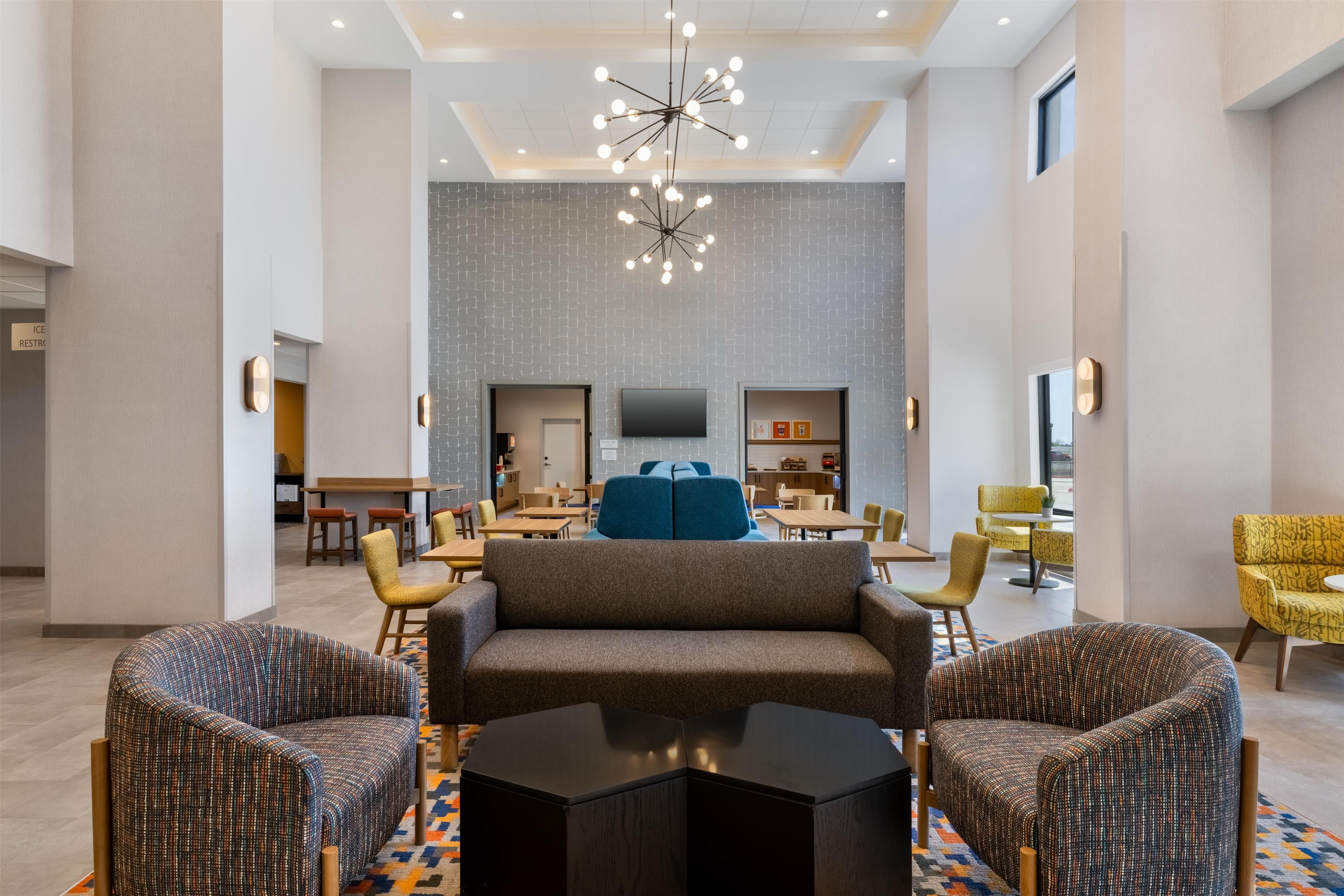 Hampton Inn by Hilton Wichita Falls North - photo 17