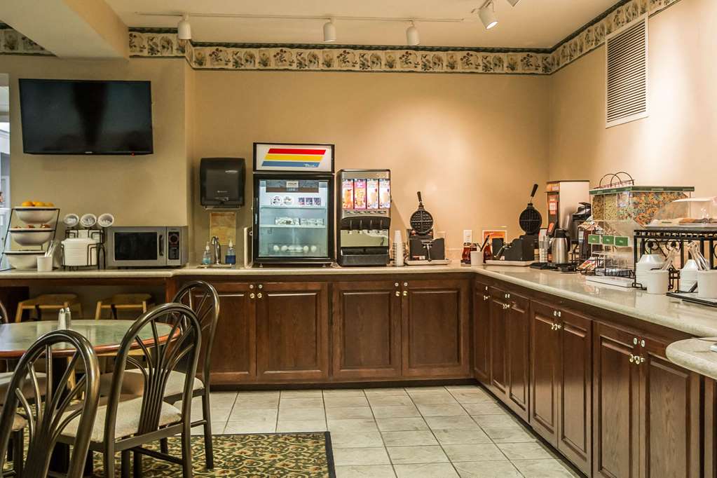 Quality Inn & Suites Dixon near I 88 - photo 47
