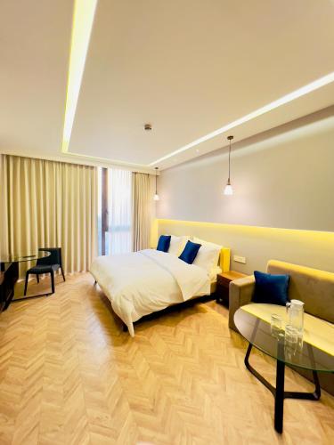 Luxury Studio Apartment 5th Floor