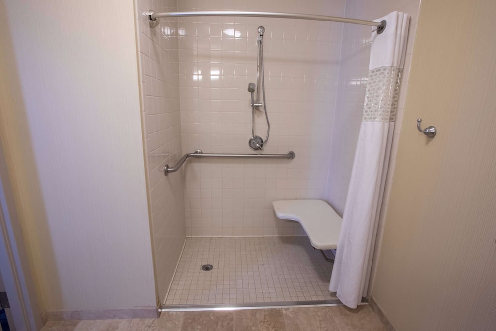 Hampton Inn & Suites Tilton - photo 36