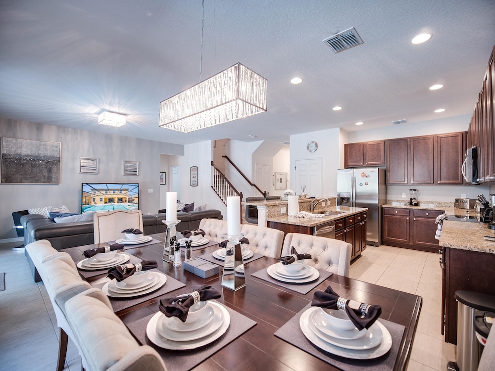 Blissful Retreat 6 Bedrooms - photo 31