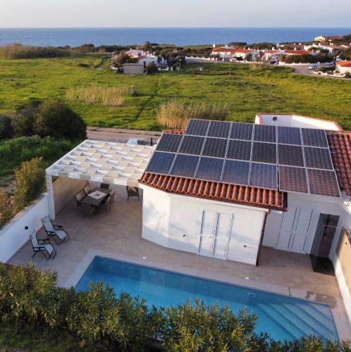 Le Cube Plage De La Bergerie - carbon neutral hotel in Hyeres