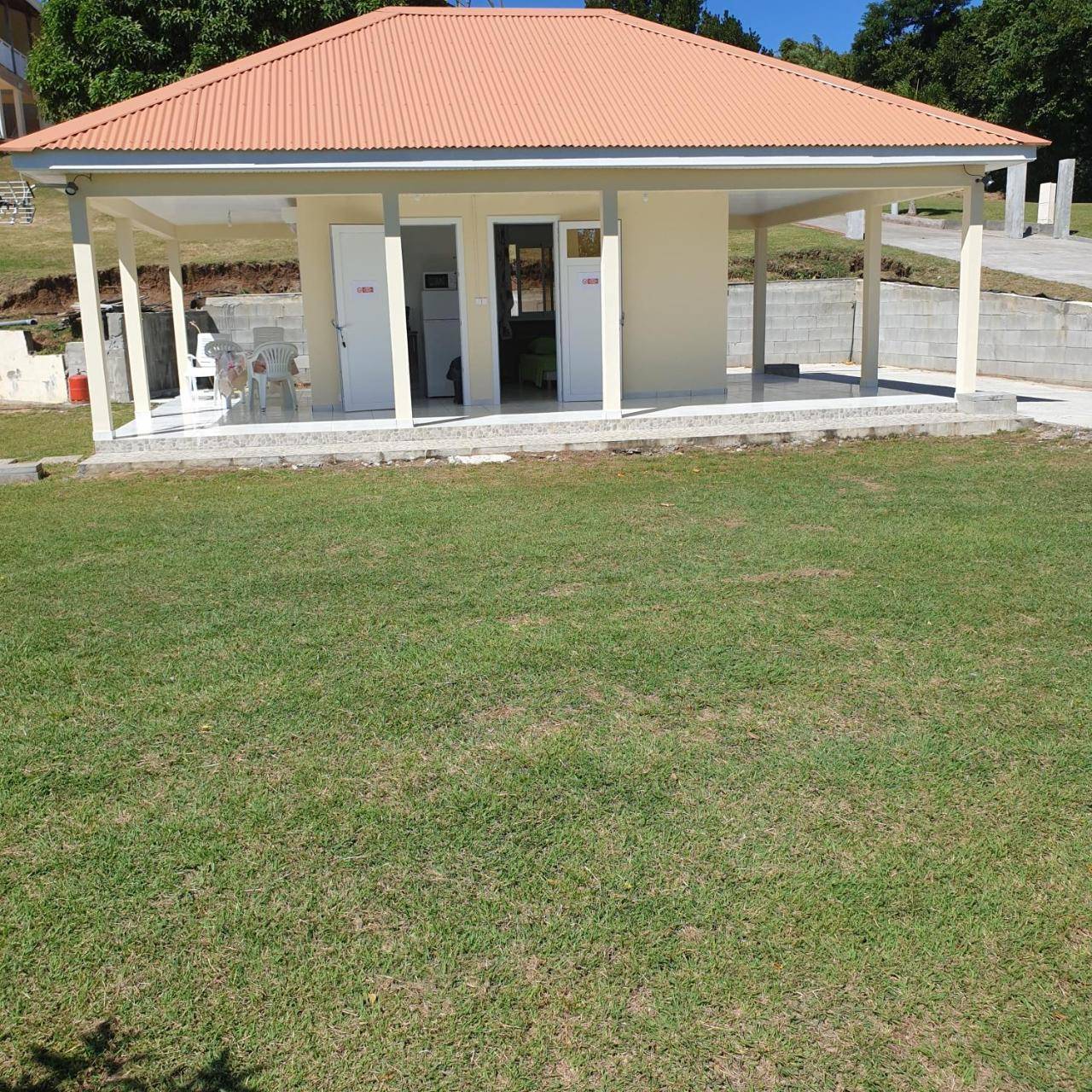 Kay Lucy in Unknown City, Martinique