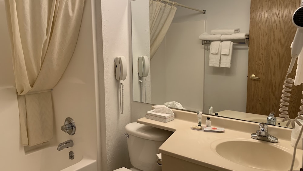 Fairbridge Inn & Suites Miles City - photo 40