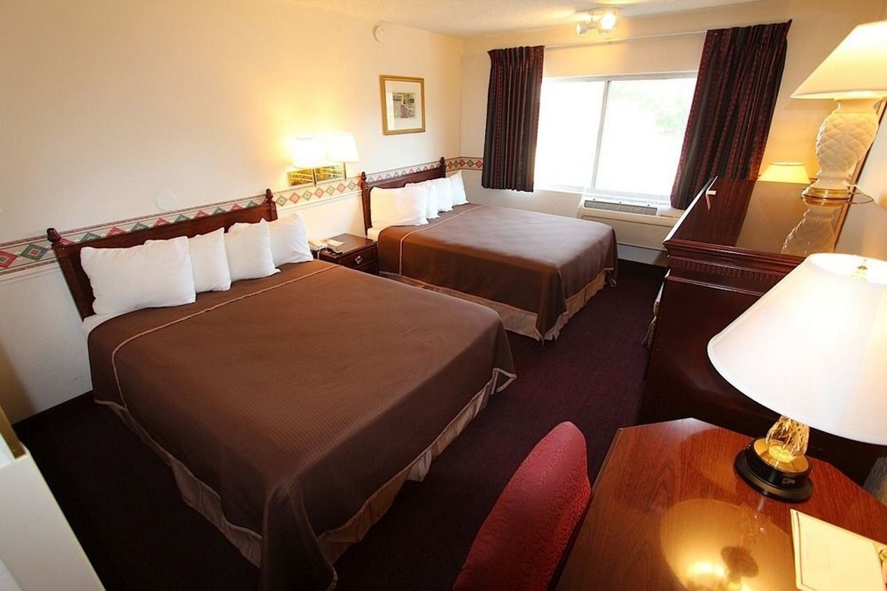 North Temple Inn - photo 14
