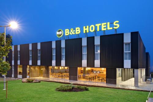 B B Hotel Santiago Milladoiro — Ames