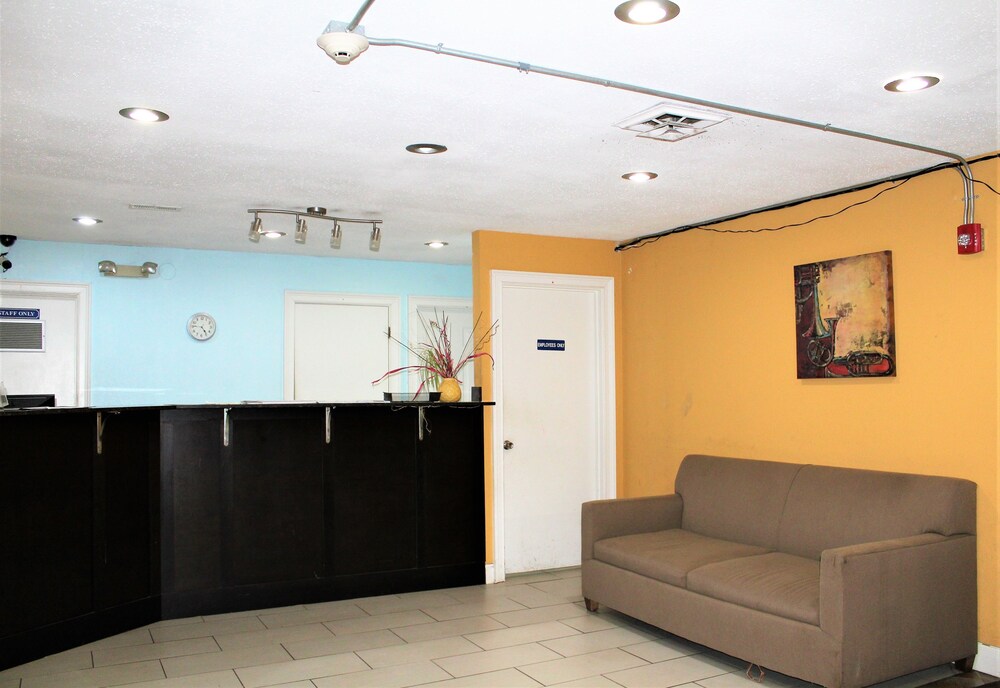 Airport Inn Chattanooga - photo 3