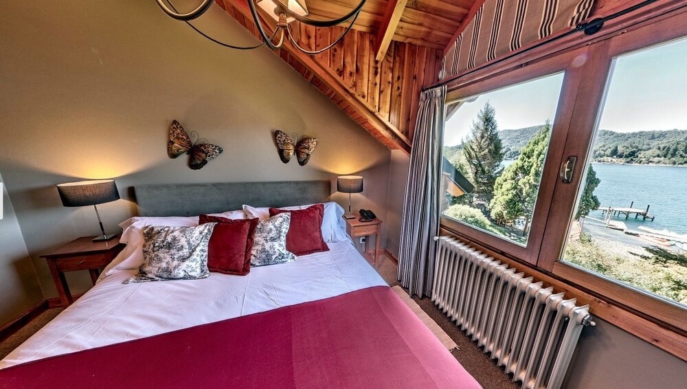 Puerto Pireo Apart Hotel & Cabañas — San Carlos De Bariloche — photo 4