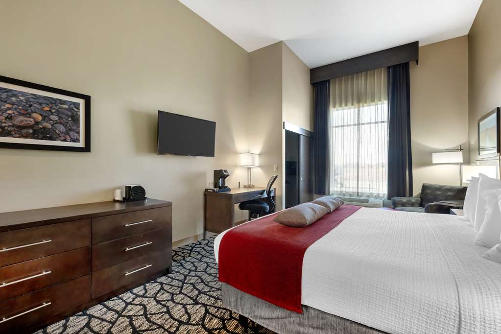 Best Western Plus Lakeview Hotel - photo 15