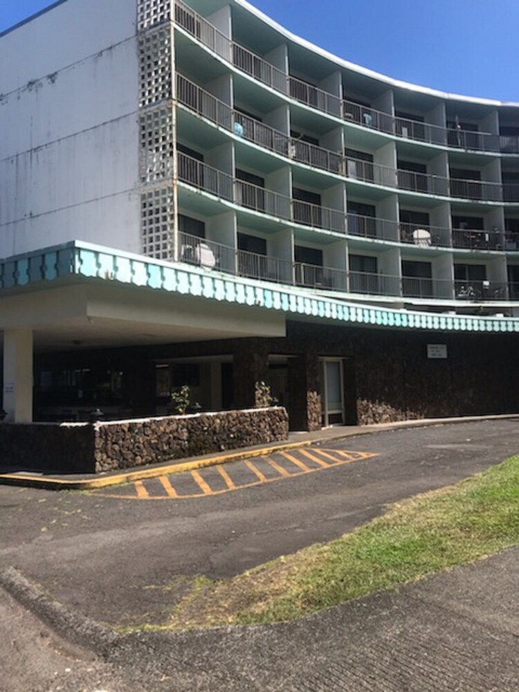 Country Club Condo Hotel - photo 14