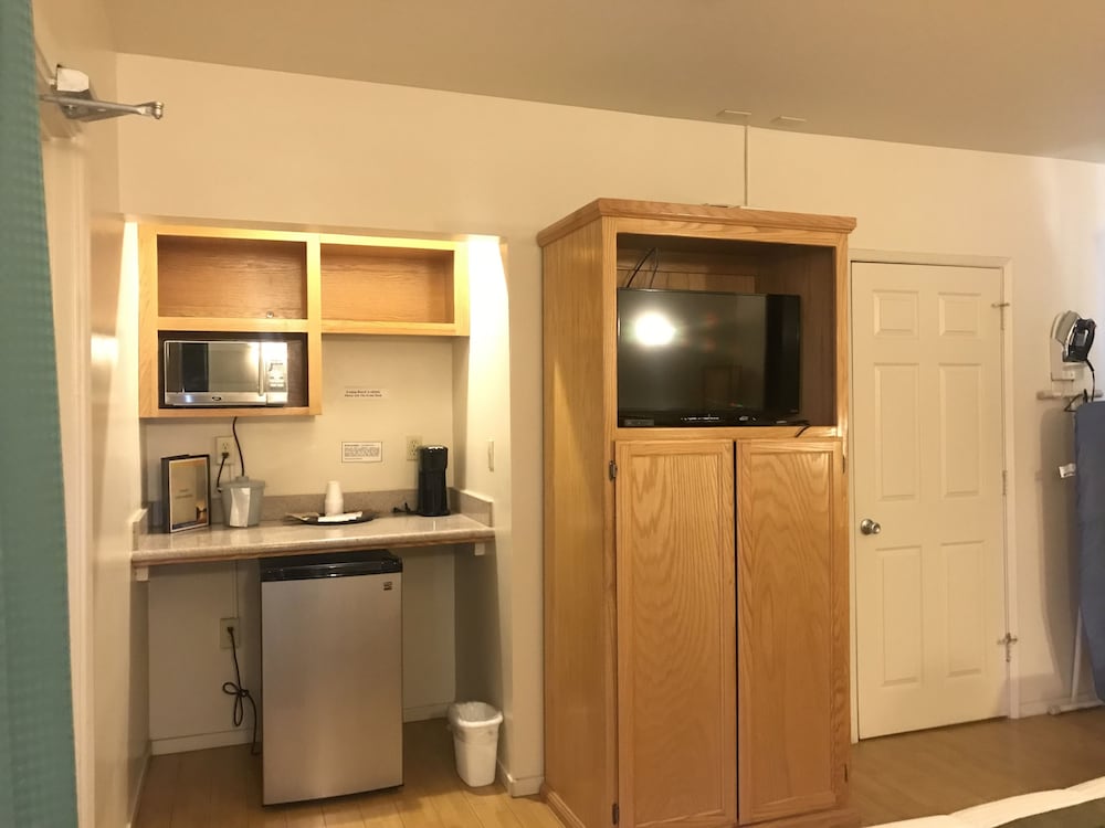 Sunrise Inn Turlock - photo 15