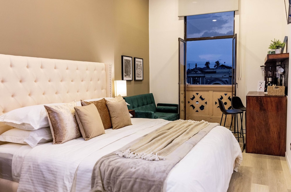 Central Park Jr. Suites in Quetzaltenango, Guatemala