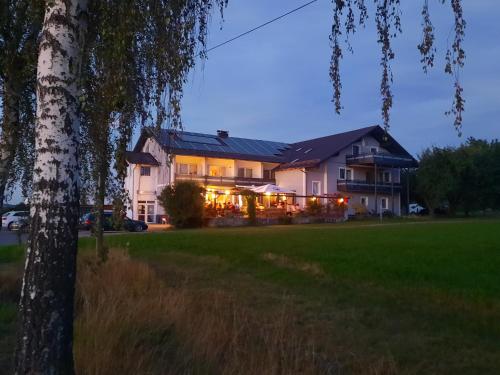 Chambtaler Hof — Runding