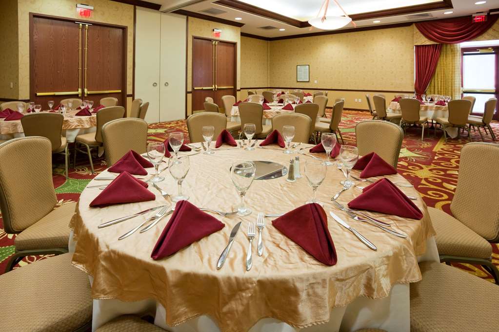 Sonesta Milwaukee West Wauwatosa - photo 19