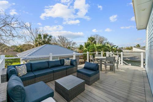 Southern Exposure l Mins to DNTN & Beach in Saint Augustine, United States