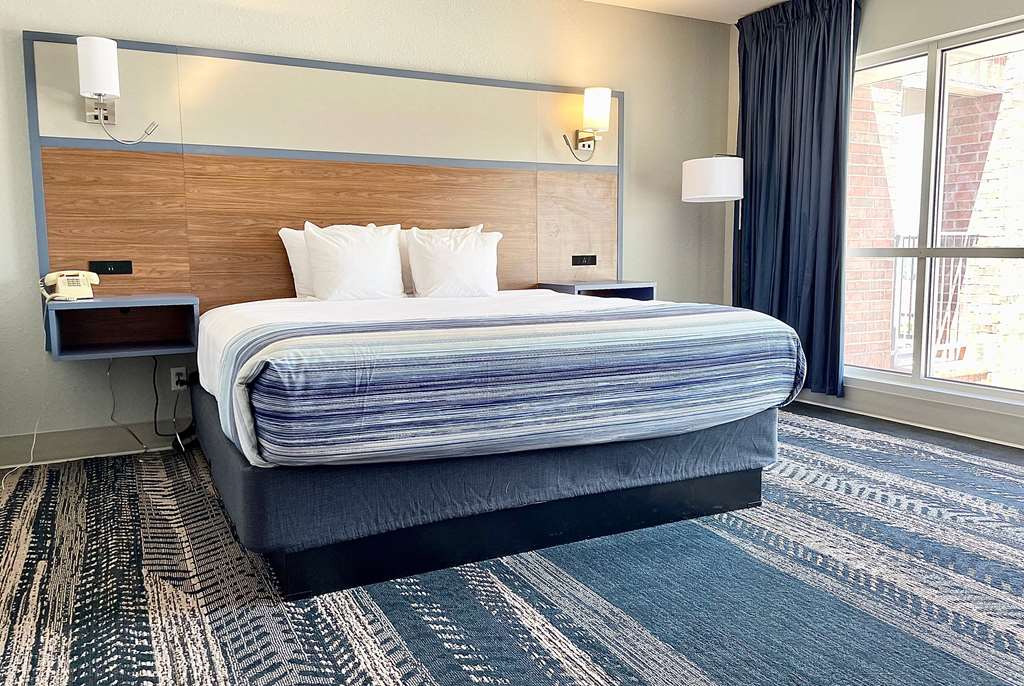 AmericInn by Wyndham Branson & Conference Center - photo 20
