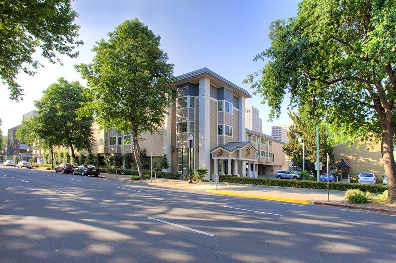 Best Western Plus Sutter House - photo 20