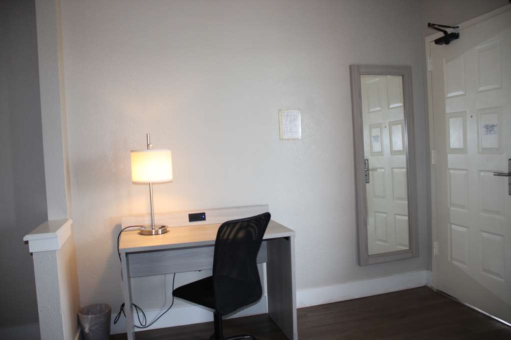 Boca Suites Deerfield Beach SureStay Collection by BW - photo 22
