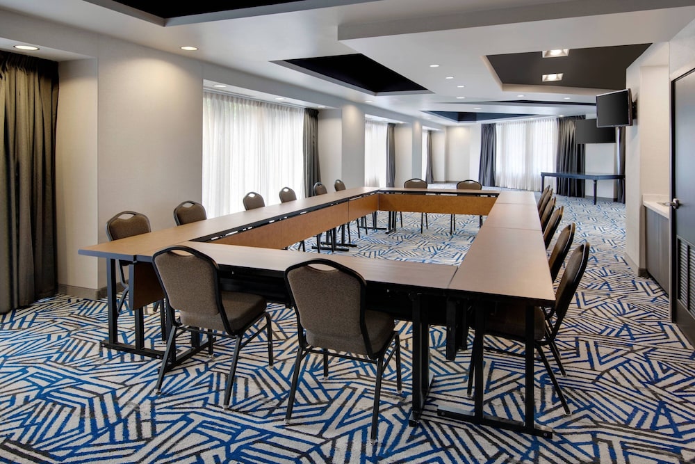 Courtyard by Marriott Atlanta Downtown - photo 28