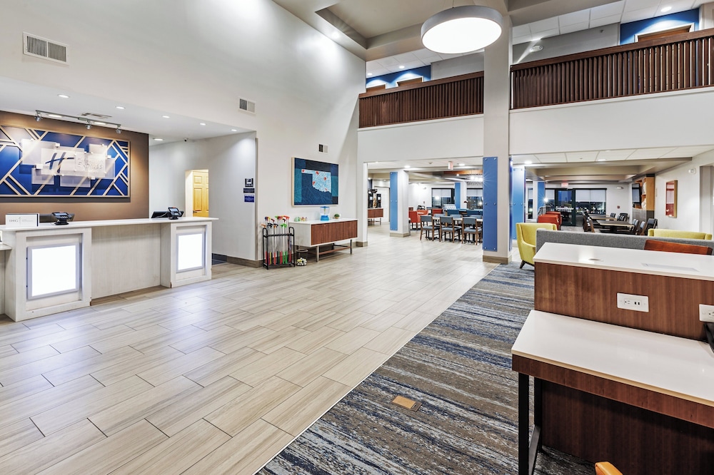 Holiday Inn Express & Suites Tulsa S Broken Arrow Hwy 51 by IHG - photo 70