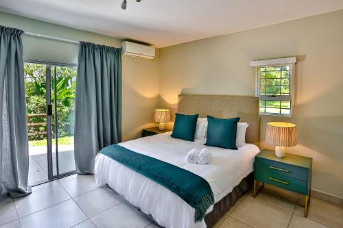 Stunning Refurbished Apartment Only Families — 4-Star Luxury Hotel in Ballito, South Africa