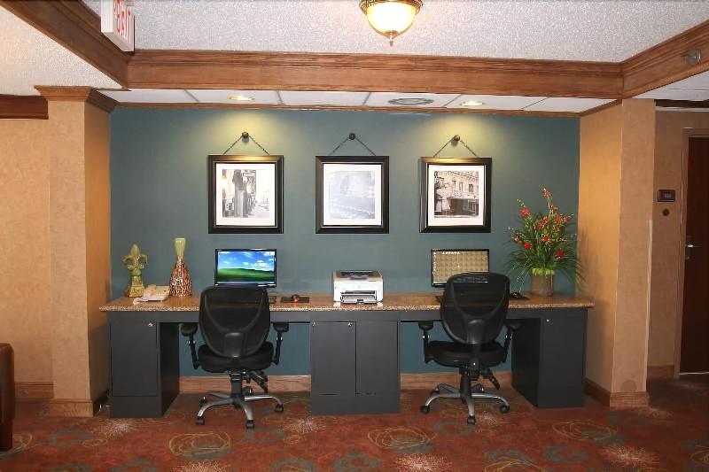 Auburn Place Hotel And Suites - photo 5