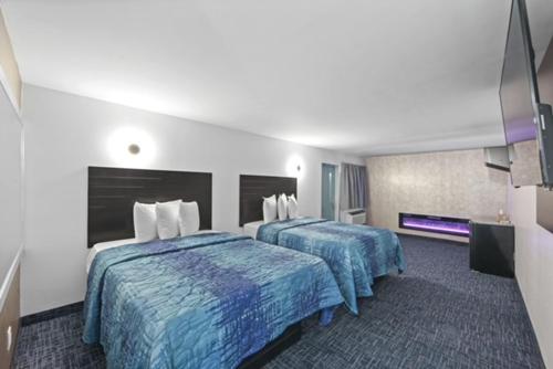 Hotel Opus Bronx - photo 14