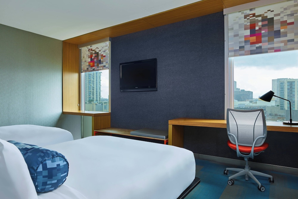Aloft Houston by the Galleria - photo 4