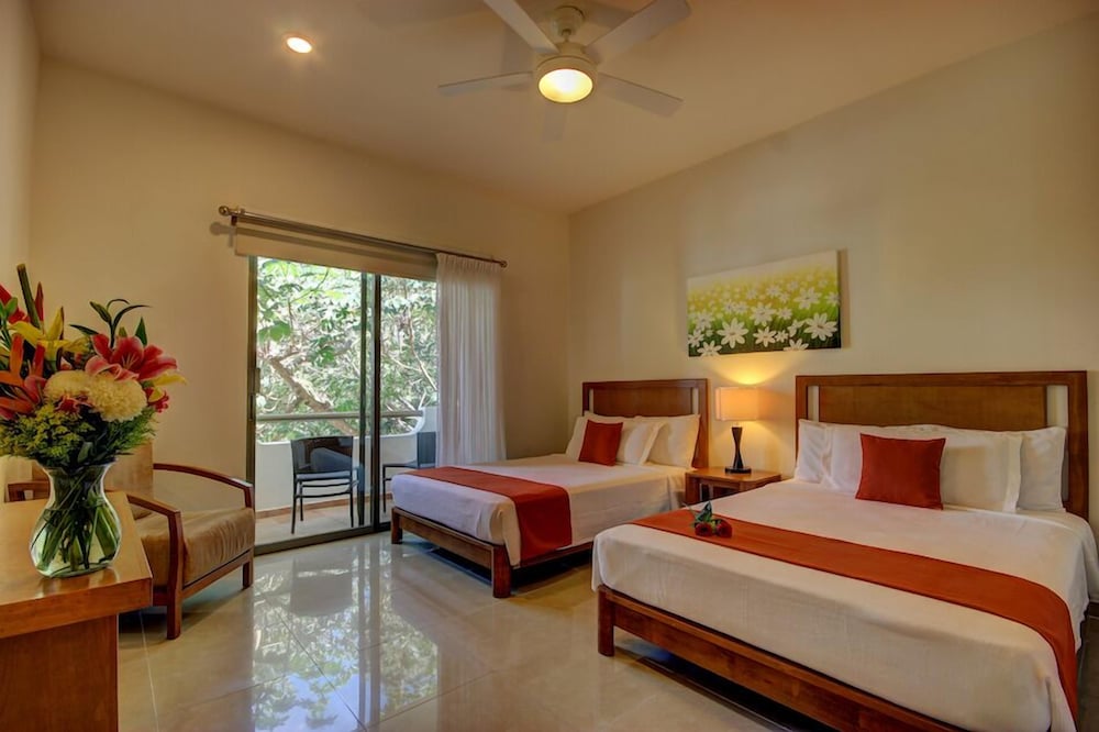 Riviera Maya Suites
