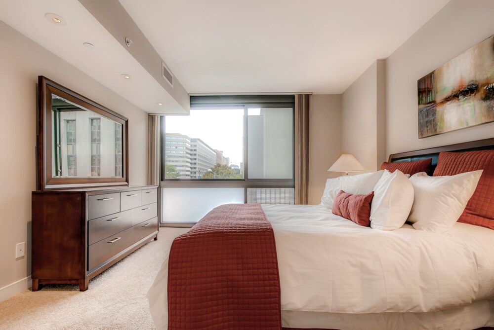 Global Luxury Suites At Tysons Corner - photo 5