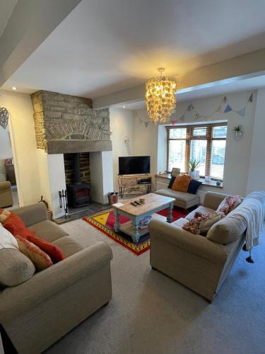 Wuthering Cottage Central Stylish Cosy Comfy — 4-Star Luxury Hotel in Haworth, United Kingdom
