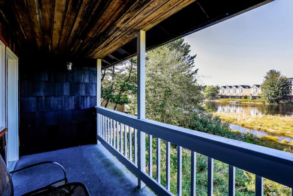 Coast River Inn by OYO Seaside - photo 59