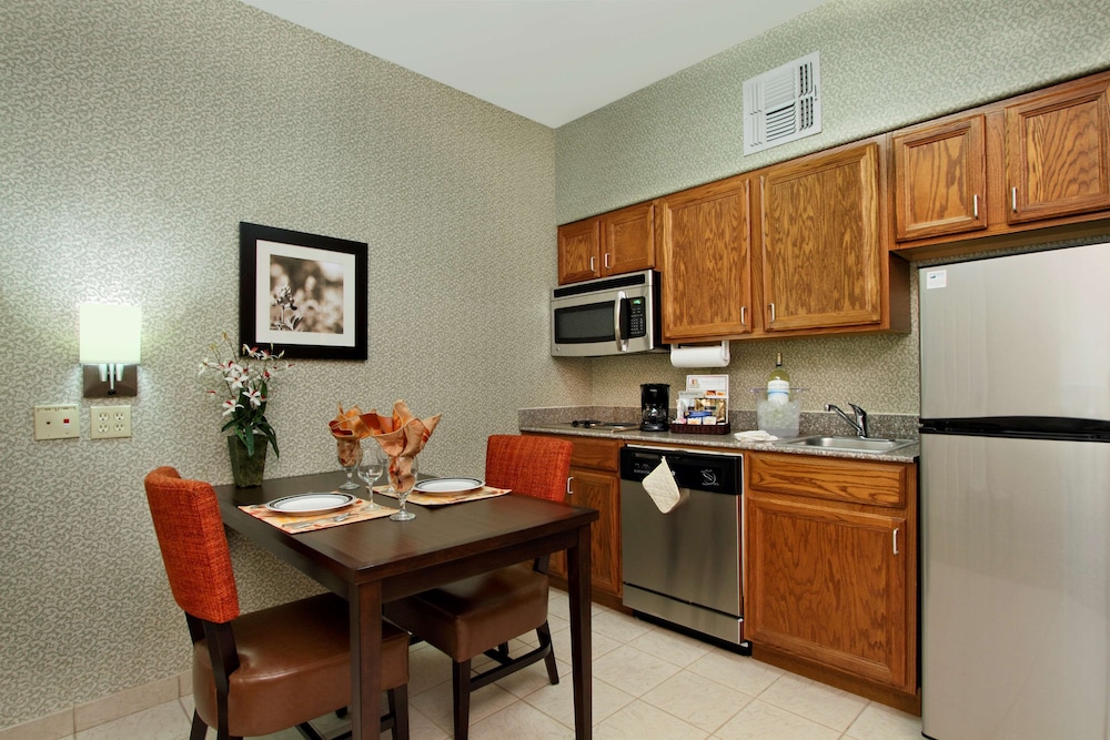 Homewood Suites by Hilton Houston Woodlands - photo 10