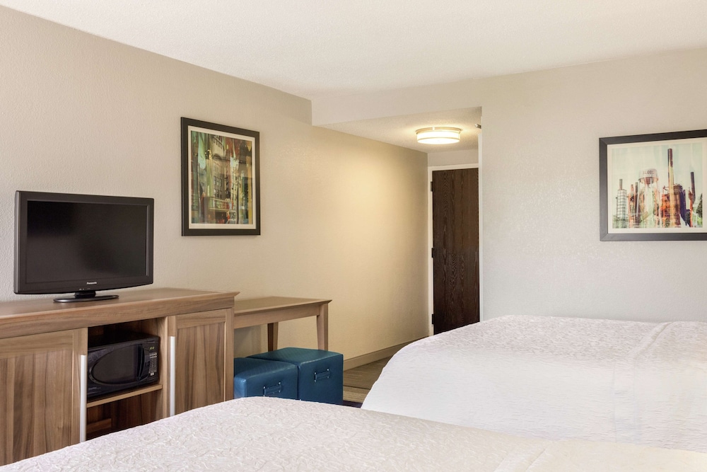 Hampton Inn Birmingham Trussville - photo 11