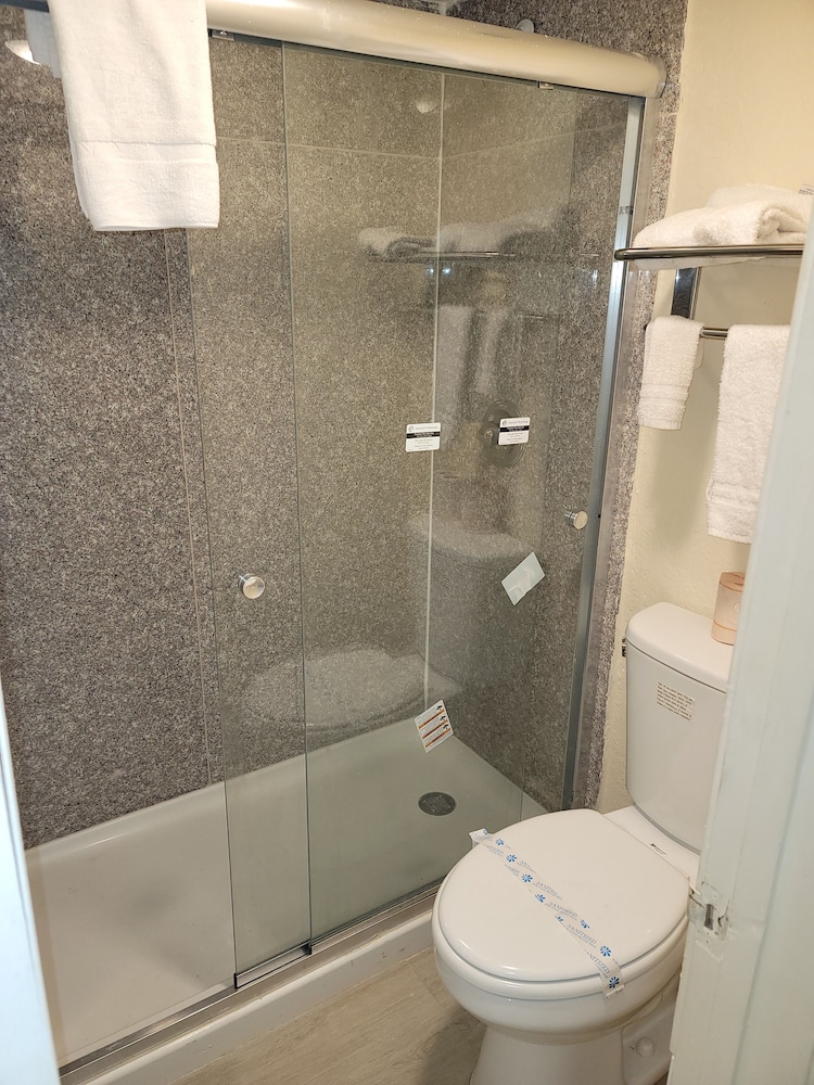 Knights Inn Lithonia - photo 27