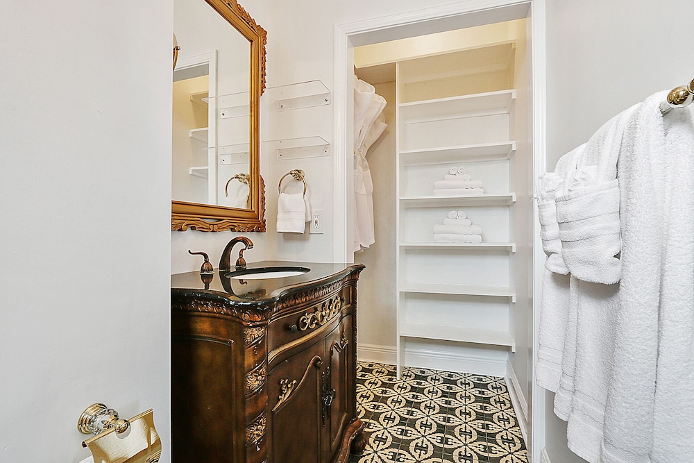 French Quarter Mansion - photo 113