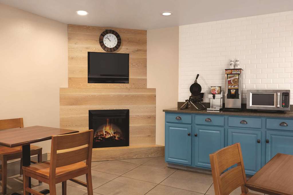 Country Inn & Suites by Radisson Georgetown KY - photo 28