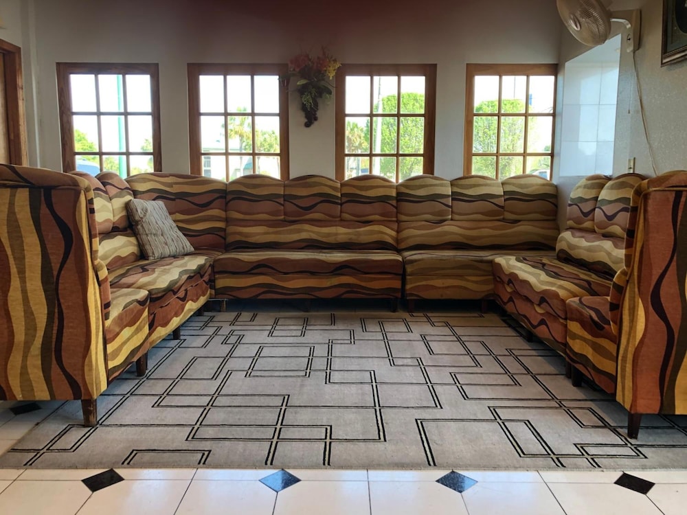 Capital Inn - photo 39