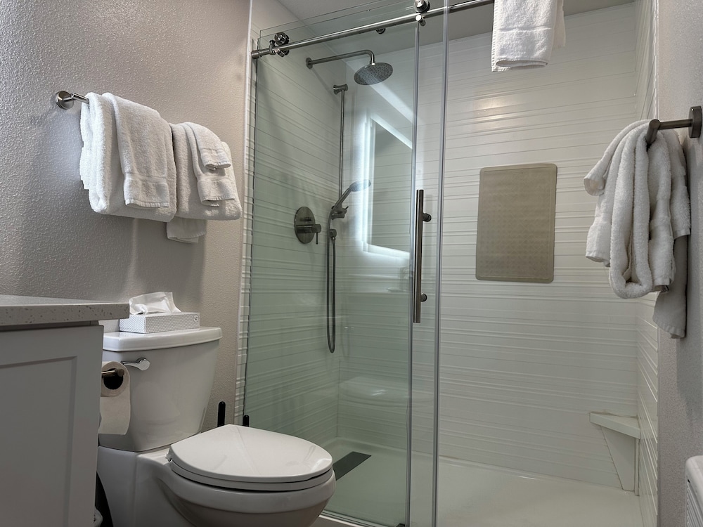 West Beach Suites - photo 111