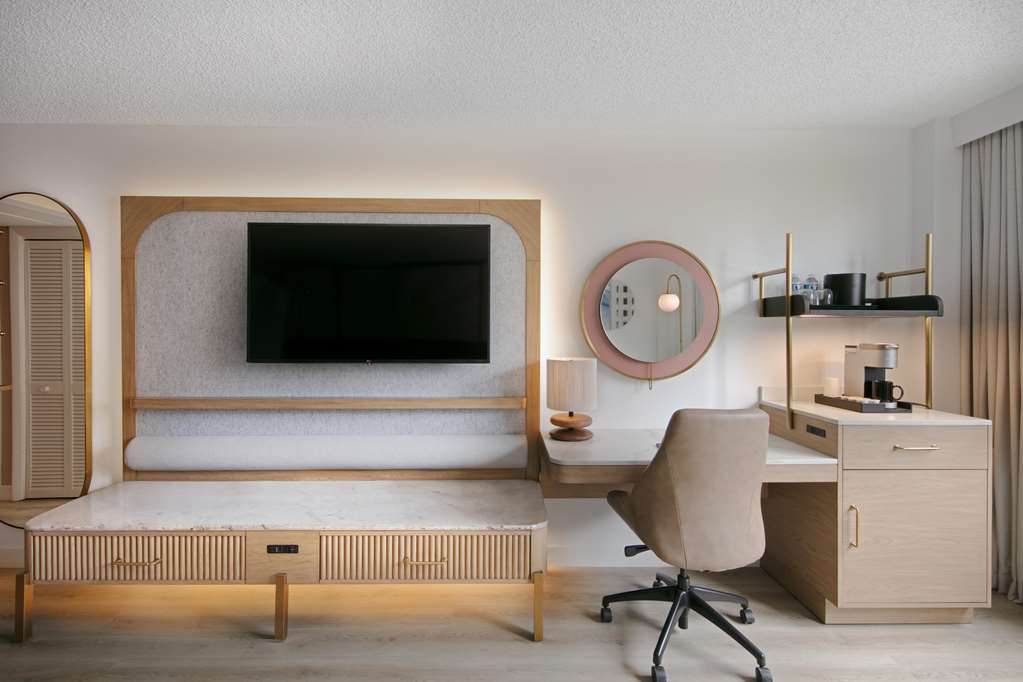 Sonesta Miami Airport - photo 35