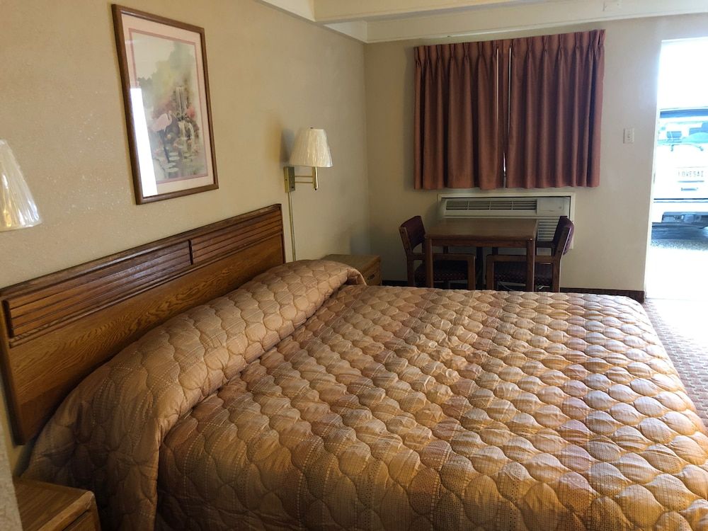Relax Inn Ruston - photo 12