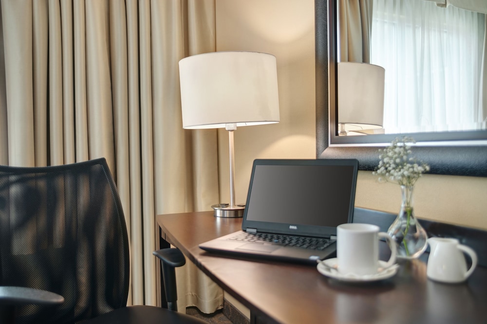 Crowne Plaza Houston Galleria Area by IHG - photo 24