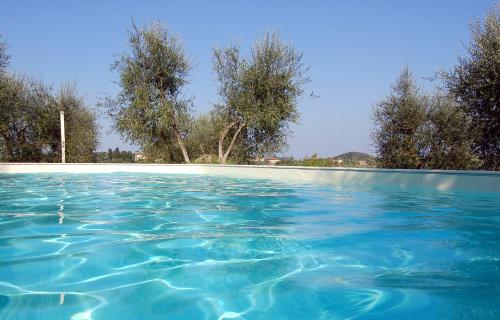 Agriturismo Le Querce — 4-Star Luxury Hotel in Palaia, Italy