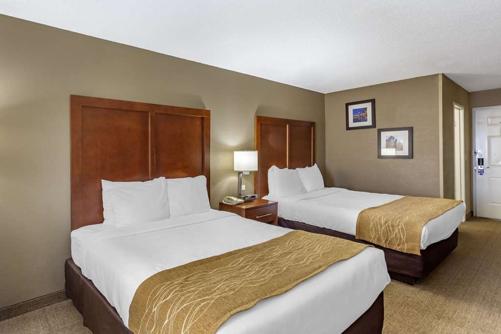 Comfort Inn Gurnee near Six Flags - featured photo