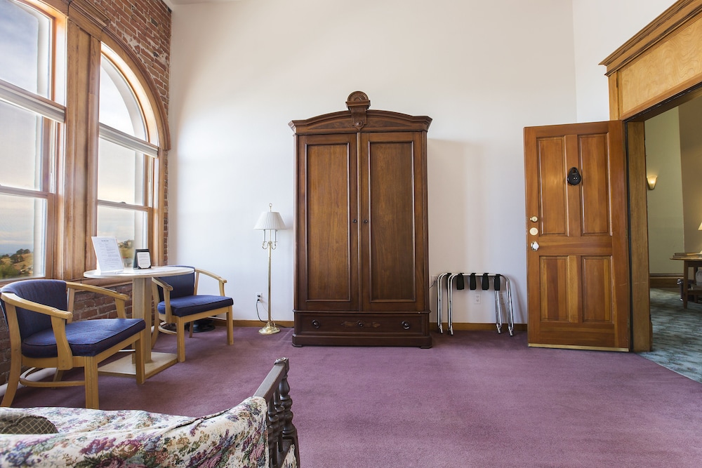 Victor Hotel - photo 16