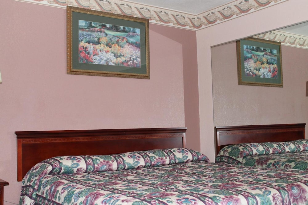 American Motor Inn - photo 20